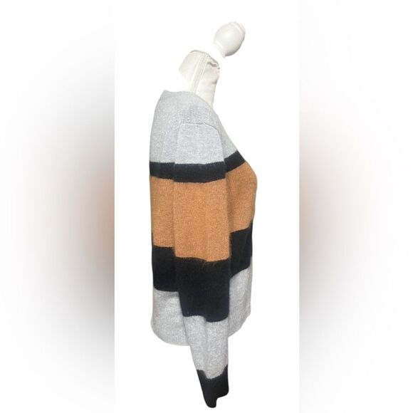 360 Sweater Women’s Wool Raccoon Yarn Crew Neck Sweater XS Colorblock - Picture 2 of 5